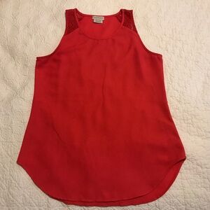 Van Heusen dark pink round neck tank top with lace on the shoulders (XS)